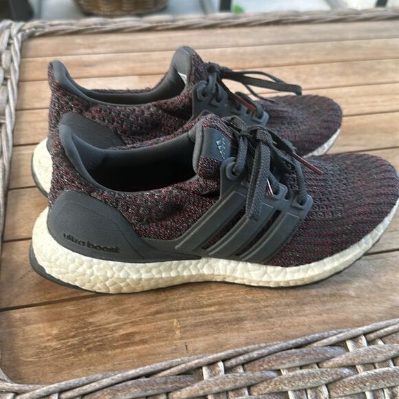 Adidas Ultra Boost Womens Athletic Running Sneakers 6 - Picture 2 of 8